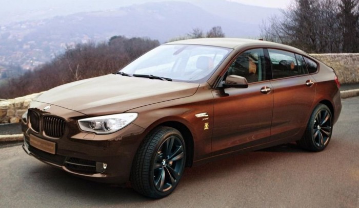 Hóban-fagyban mi a legjobb választás? 3 BMW 535d xDrive GT 2013 - A dízelmotor két fő paramétere 313 lóerő és 630 newtonméter.