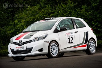 Készül a Toyota WRC versenyautója