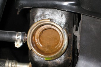 Pancsolás az autóban tél előtt