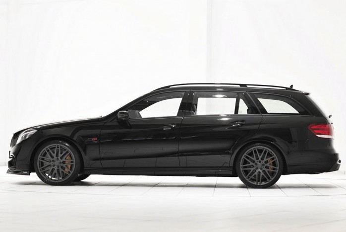 Kombi, ami állva hagyja a 911 Turbót 6 | Vezess Kombi, ami állva hagyja a 911 Turbót 6