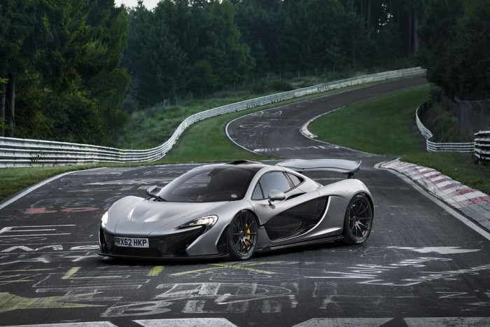 Villámgyors a Nürburgringen a McLaren P1 3