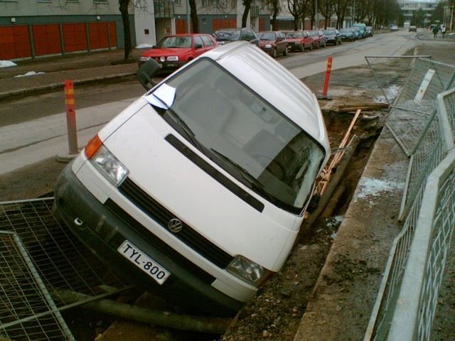 Elképesztő parkolások, amiktől könnyezni fogsz 5