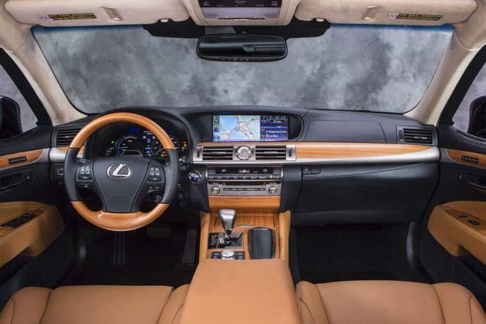 Van pénzed? Ettől még nem kapsz új autót 7