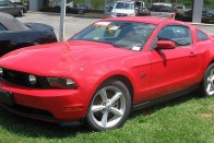 2010 Ford Mustang GT, ötödik generáció.