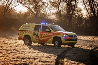 Terepjáró gyermekmentő