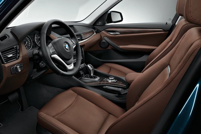 Megújult a legkisebb BMW terepes 7 | Vezess Megújult a legkisebb BMW terepes 7