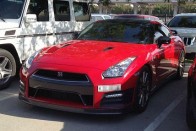 Nissan GTR - 30 millió forint