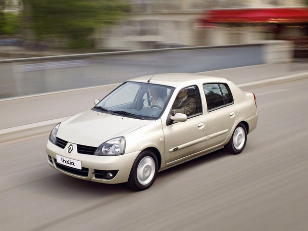 Rejtett hiba miatt perel az új tulaj. Jogos? 6 | Vezess Thalia hosszú utakra? Nem épp a legjobb választás, inkább egy Lacetti, vagy Skoda Fabia!