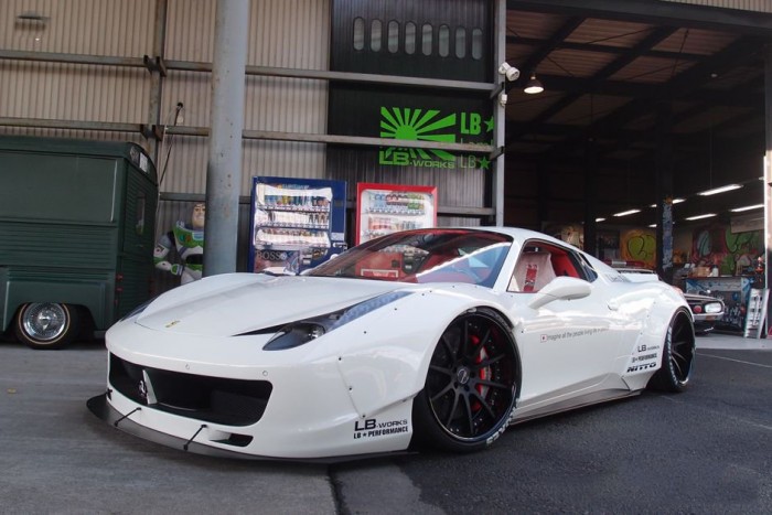 Egy Ferrari, amit telenyomtak szteroiddal 6