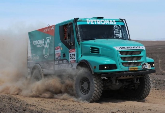 Az Iveco a bivalyerős Powerstart is viszi a jövő évi Dakarra