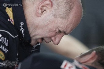 Newey: Megölik az F1-et a szabályokkal!