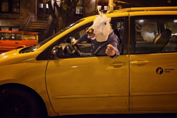 A világ legbizarrabb autós naptára 10