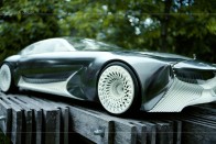 Mercedes Sustainable Luxury Concept, 2012. Lehet-e egy luxusautó felelősségteljes? - ezt a kérdést feszegeti a diplomamunkája, és jeleníti meg a választ egy 1:4-es modell formájában