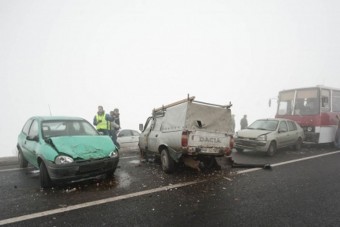 Tömegbaleset egy friss autópálya-szakaszon