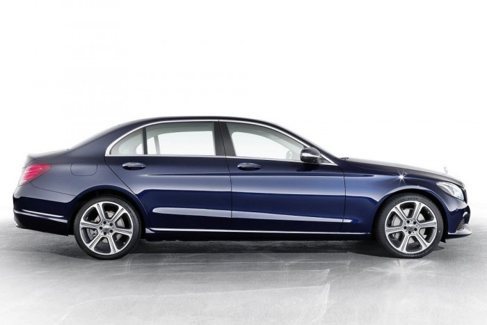 Nyújtott C-osztályt épít a Mercedes