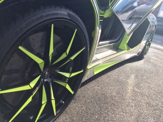 Ízléstelen Lamborghini az őrült versenyre 7