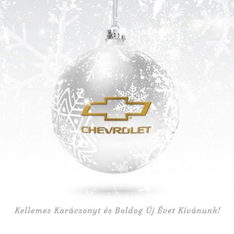 Klasszikus karácsonyfagömböc Chevrolet emblémával