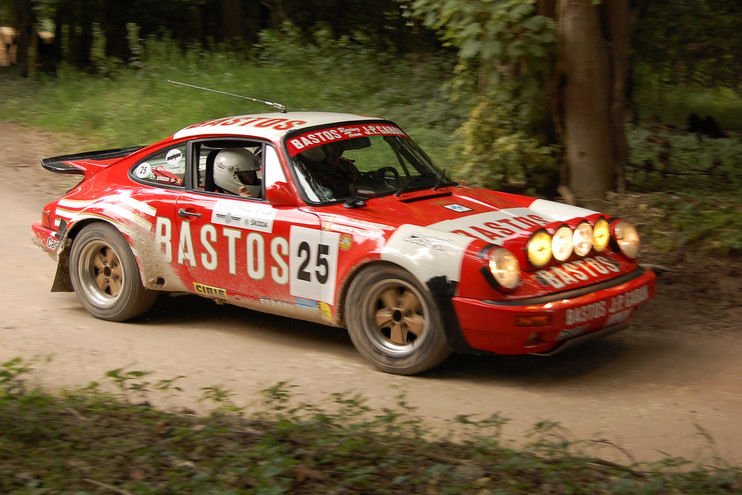 Porsche 911 SCRS Bastos