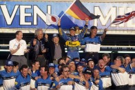 1995 Japán - Ez az év is Schumacher (Benetton)  és Hill sikereiről szólt, számos csatát vívtak. A német egyenletesebben teljesített, a britnek több gondja akadt. Schumacher így két futammal a vég előtt már bajnok volt.