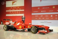 F1: Elkeresztelték az új Ferrarit 23