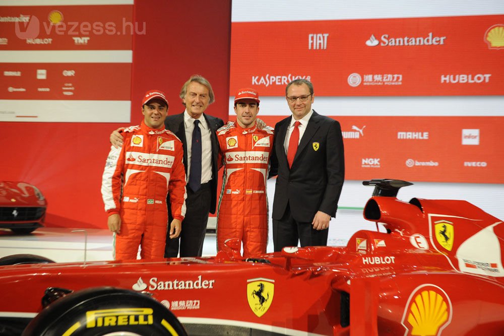 F1: Elkeresztelték az új Ferrarit 12