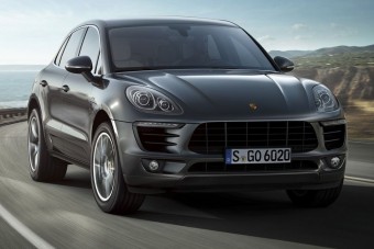 Elszámolta magát kis terepjárójával a Porsche