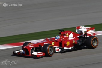 F1: Zavar az új Ferrari futóműve körül