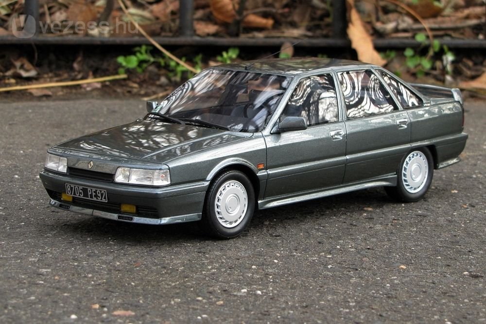 Végtelenül elegáns, nagyon letisztult vonalak végre bántó ragasztónyomok nélkül