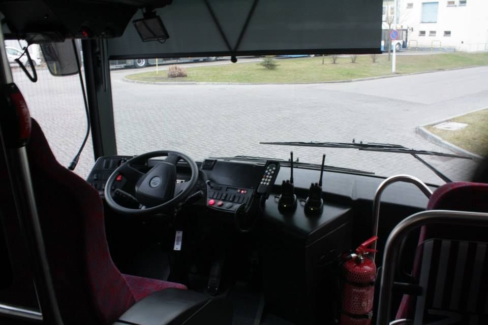 Buszokat kaptak a tűzoltók 4