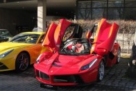 Az év ajánlata: Eladó használt Ferrari, 700 millióért 2