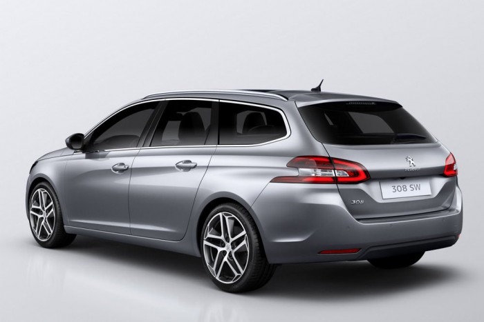 Hatalmas kombival újít a Peugeot 7 | Vezess Hatalmas kombival újít a Peugeot 7