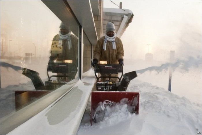 A nap képe: van, aki a jég hátán is megél 5
