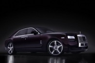 Mindössze júniusig rendelhető a Rolls Royce Ghost V-Specification, a márka kis szedánjának megnövelt teljesítményű kivitele. Sportmodellnek azért nem neveznénk.