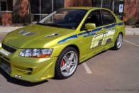 Mitsubishi Lancer Evolution VII - A Halálosabb iramban filmben láthattuk az autót, amit Paul Walker vezetett. Mindössze 1500 forgatási kilométer van az autóban.