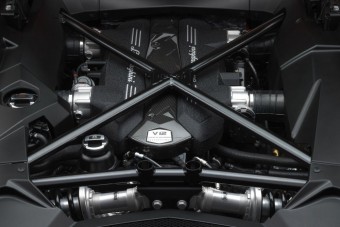 Lamborghini: az ezeregy V12-es meséje