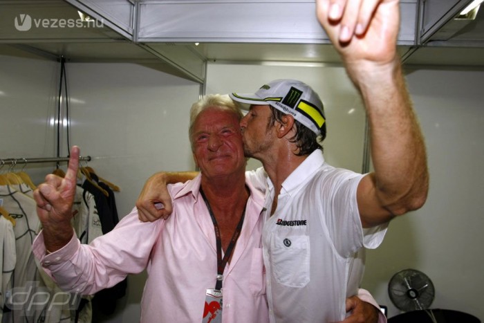 F1: Button a pályán már nem fog gyászolni 3 | Vezess F1: Button a pályán már nem fog gyászolni 3