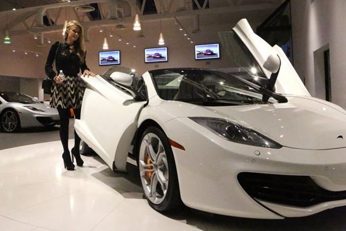 Paris Hilton új játékszert szemelt ki 8