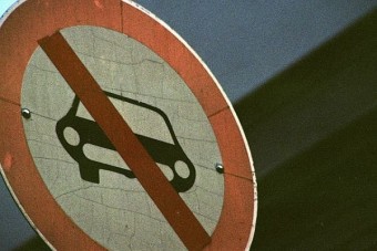 Kitúrják az autókat Hamburgból