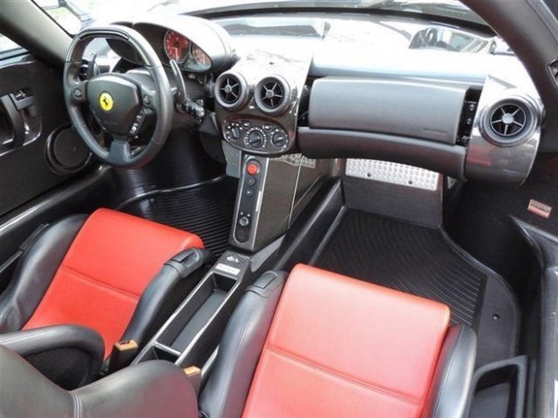 A nap ajánlata: ritka Ferrari 600 millióért 9