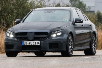 Jön a négy másodperces C-Merci!