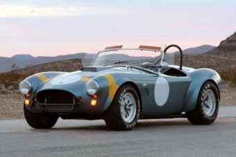 Sportlegenda húszmillióért, plusz a motor