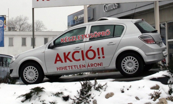 Opelt, Fordot, Škodát és Daciát vesz a magyar 6 | Vezess Astra Classic III nélkül is igen jó évet zárt az Opel. A Corsa, a Meriva és az átpozicionált Astra J pótolta