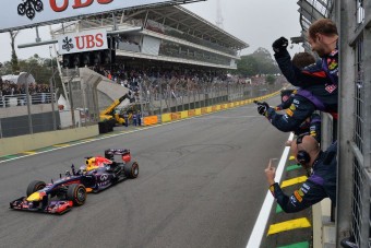 F1: Tizedszer fut neki a Red Bull