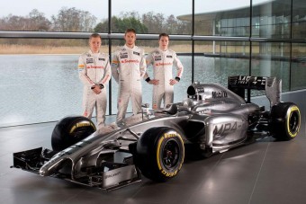 F1: Button nyerni akar az új McLarennel