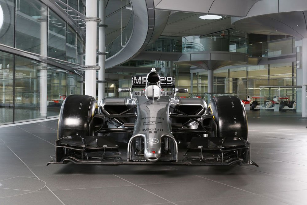 F1: Terminátort leplezett le a McLaren 7