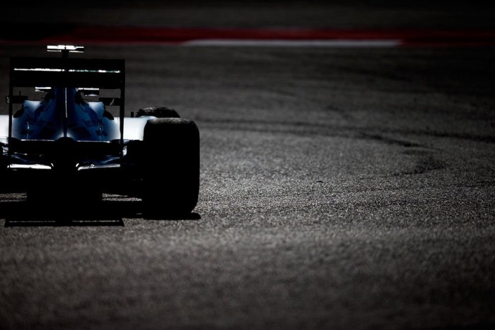 F1: Három csapat már pénteken tesztelt 3