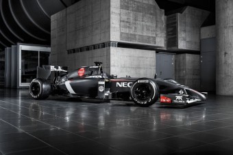 F1: Vastag szerszámmal érkezett az új Sauber