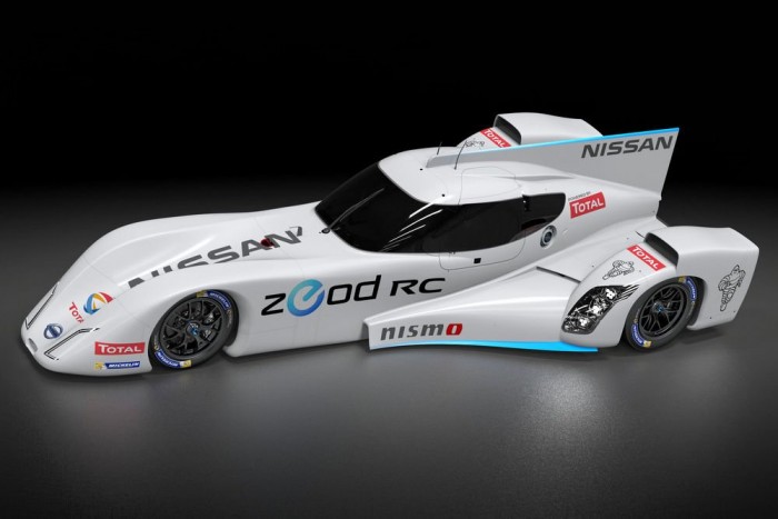 Háromhengeres versenymotor a Nissantól 5