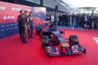 F1: Brutális ormány a kis Red Bullon 22