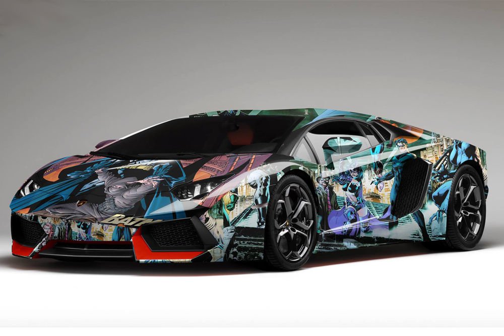 Hány szuperhős fér el egy Lamborghinin? 4